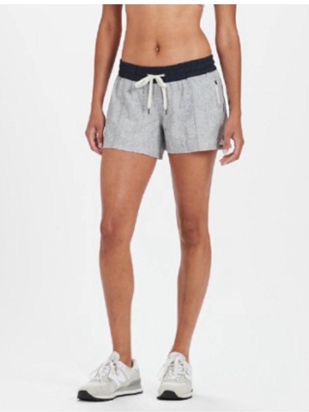 Vuori Clementine 4” Performance Shorts Gray Built-In Liner